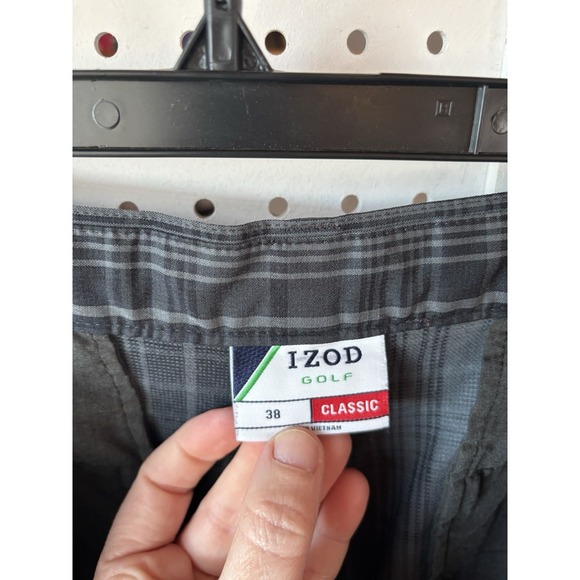 Izod Golf Classics Plaid Men's 38 Shorts Black Gray Polyester Active Outdoor - Picture 4 of 5